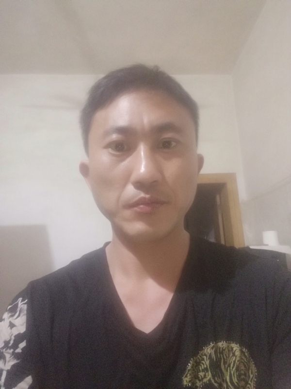 真爱无悔的第一张照片--咸阳相亲服务中心