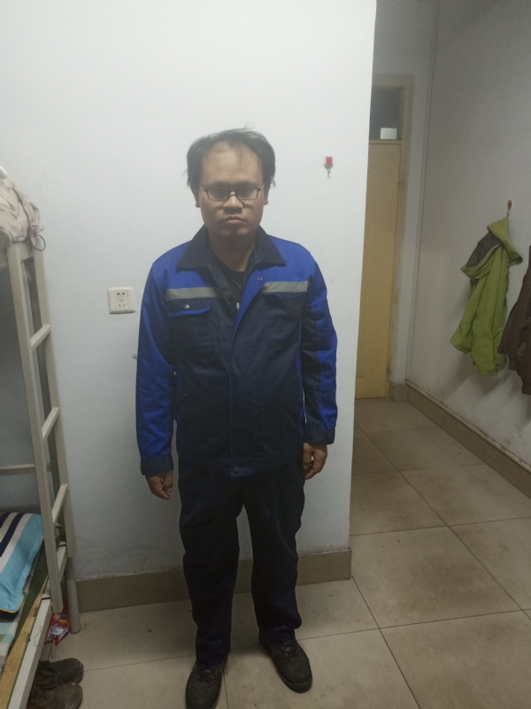 黄俊的第一张照片--咸阳相亲服务中心