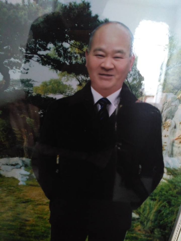 老方丈的第一张照片--咸阳相亲服务中心