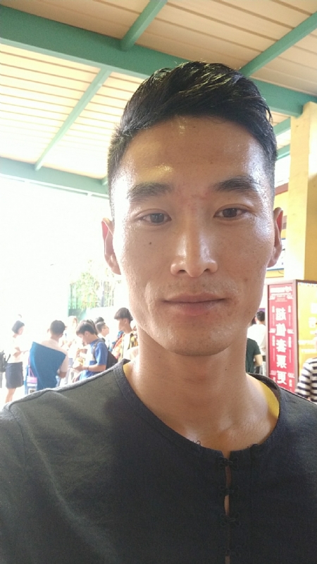 难得糊涂的第一张照片--咸阳相亲服务中心
