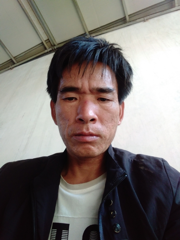 项斌的第一张照片--咸阳相亲服务中心
