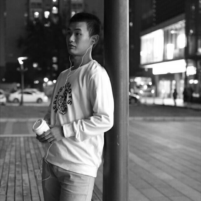 精卫的第一张照片--咸阳相亲服务中心