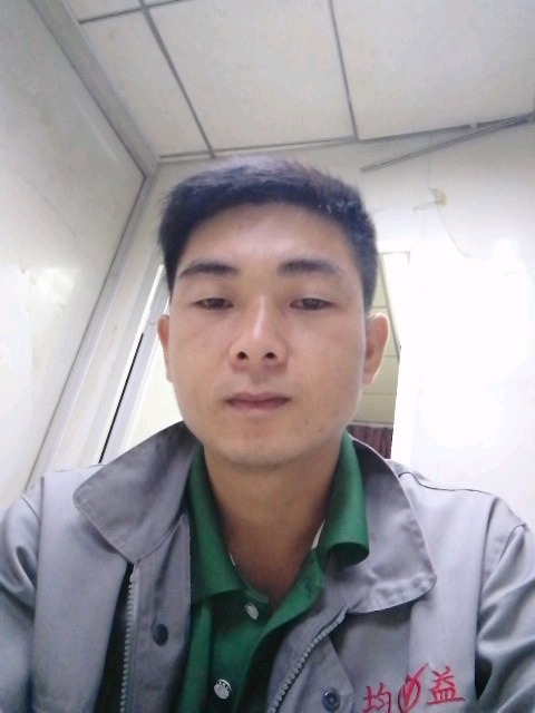 枫叶的第一张照片--咸阳相亲服务中心