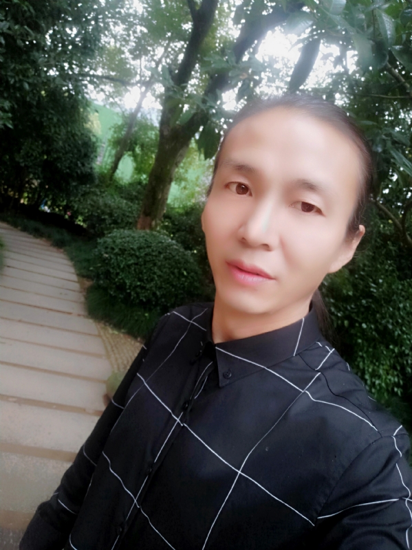 北方的狼的第一张照片--咸阳相亲服务中心
