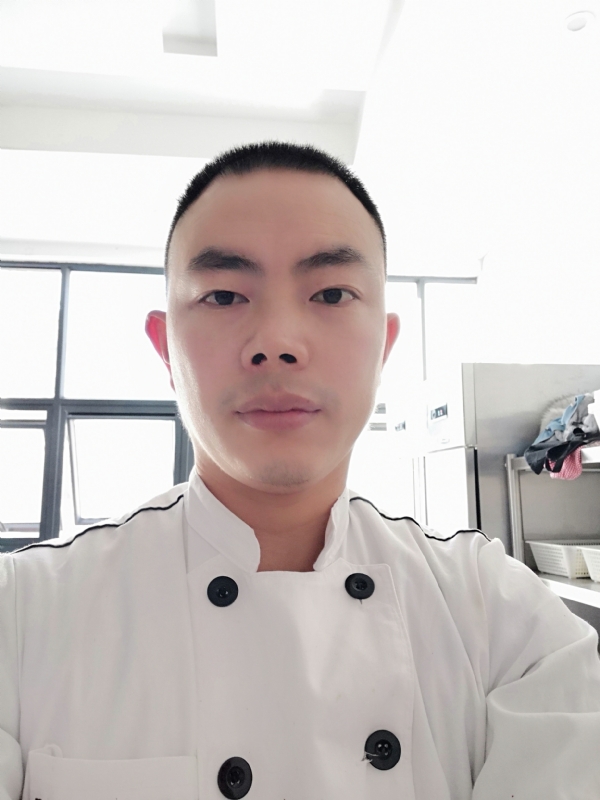 剑客段狼的第一张照片--咸阳相亲服务中心