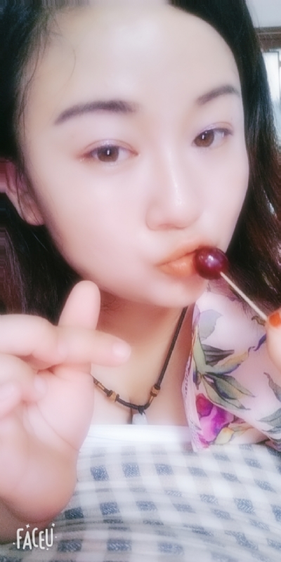 霸气璐妞的第一张照片--咸阳相亲服务中心