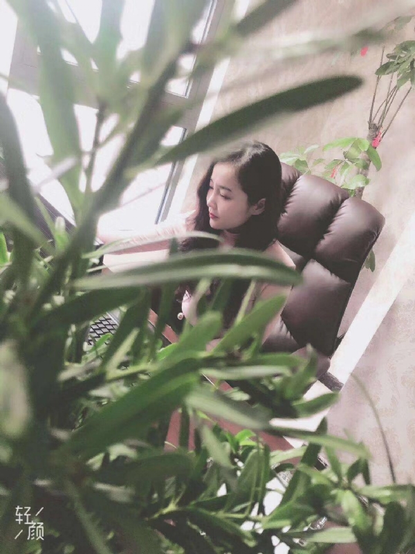 时光浅夏的第二张照片--咸阳相亲服务中心