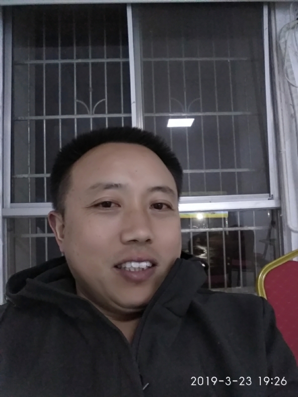 yunbo的第一张照片--咸阳相亲服务中心
