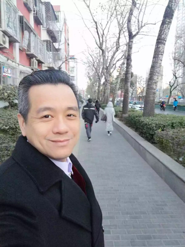 球控的第一张照片--咸阳相亲服务中心