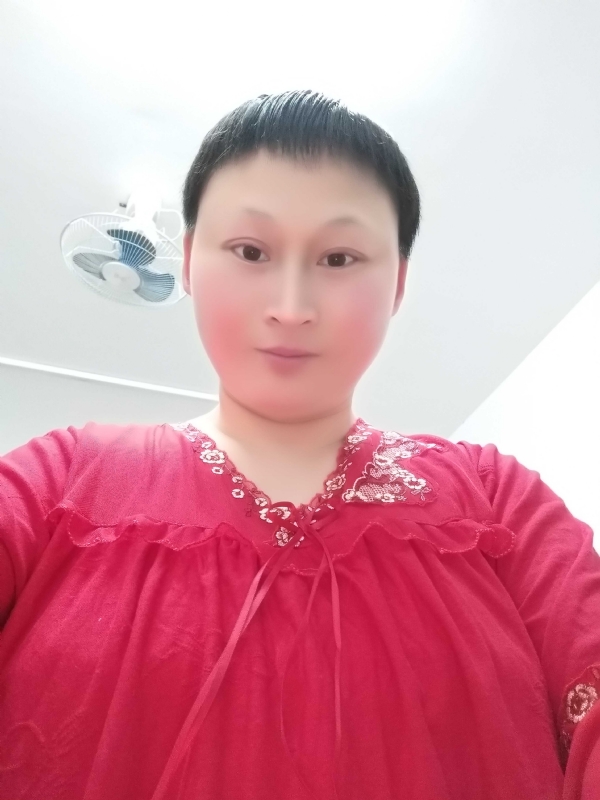 彩虹姐姐永不言弃的第一张照片--咸阳相亲服务中心