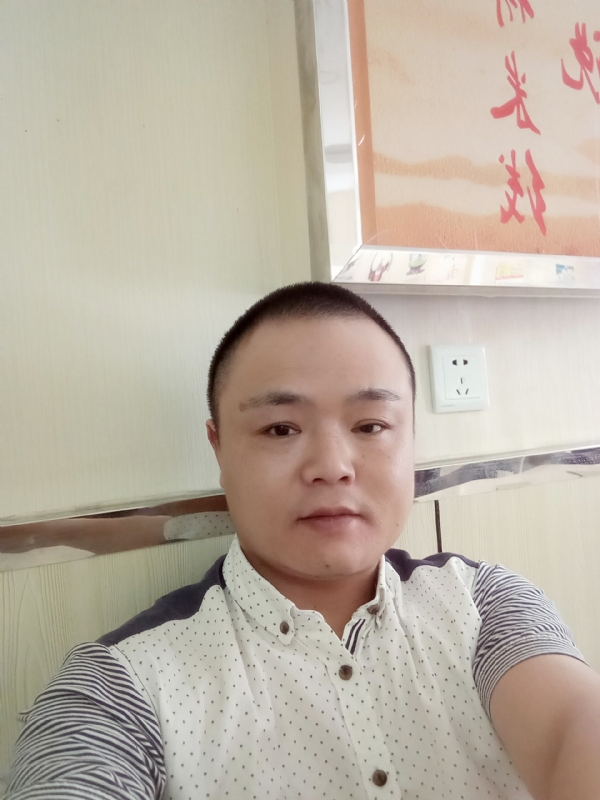 风云淡的第一张照片--咸阳相亲服务中心