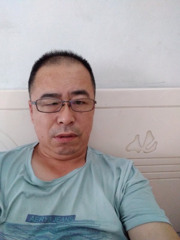 大叔的第一张照片--咸阳相亲服务中心