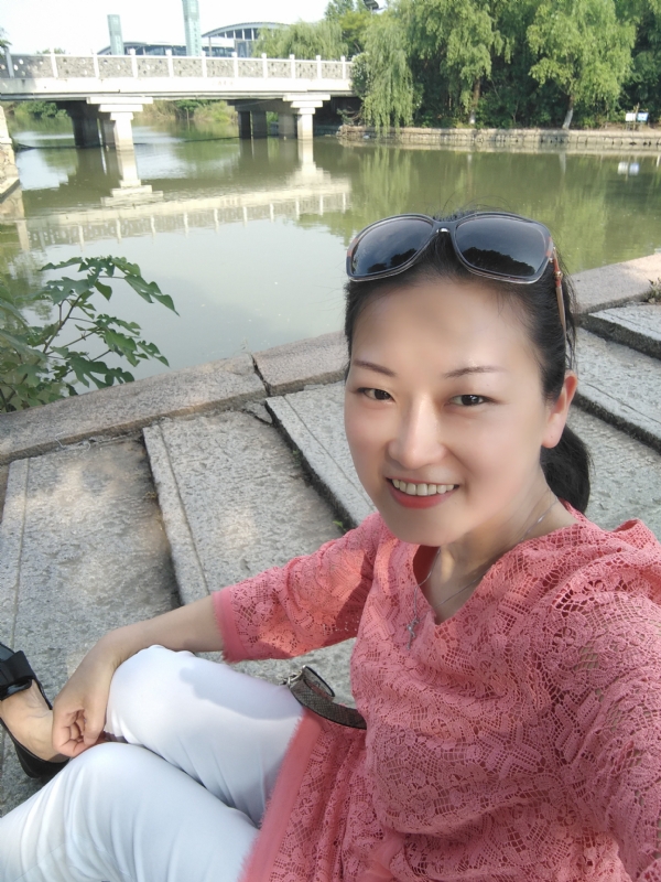 渴慕的第一张照片--咸阳相亲服务中心