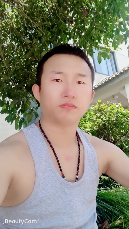 系咯在的第一张照片--咸阳相亲服务中心