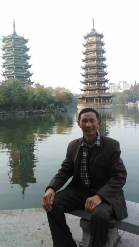 寻找有缘人的第一张照片--咸阳相亲服务中心