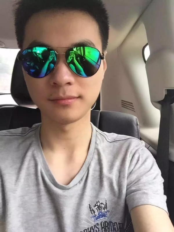 鱼头zzz的第六张照片--咸阳相亲服务中心