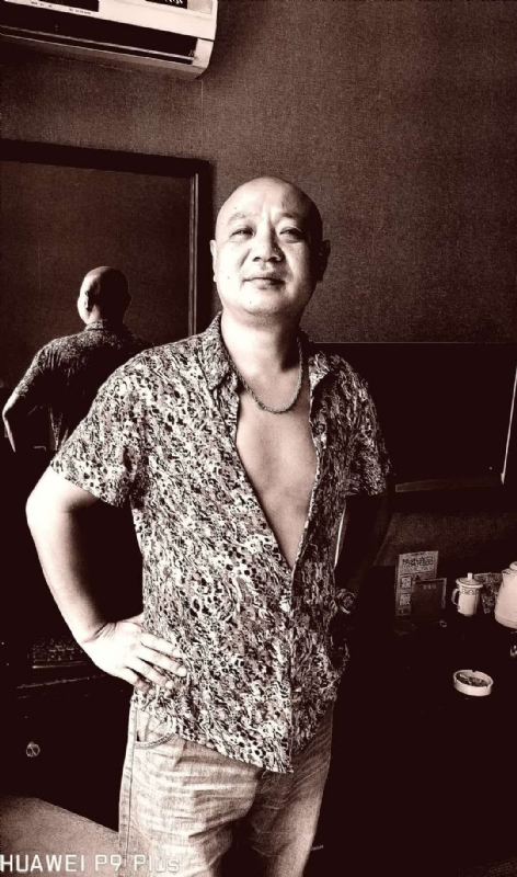 该谁是谁的第一张照片--咸阳相亲服务中心