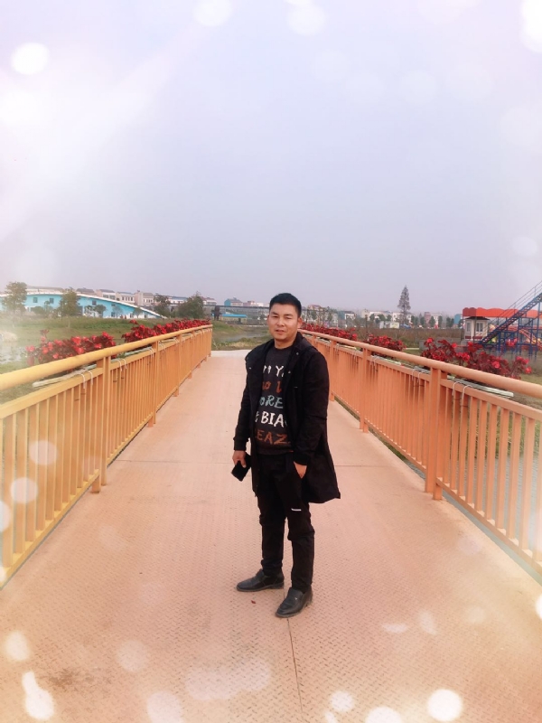 清风的第二张照片--咸阳相亲服务中心