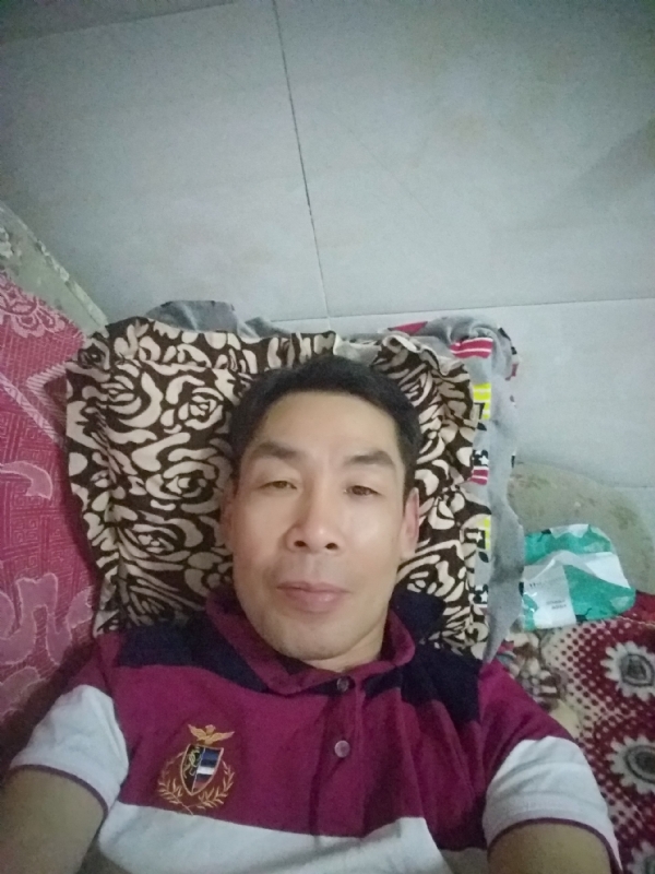 随缘的第一张照片--咸阳相亲服务中心
