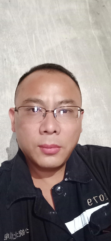 知足常乐的第一张照片--咸阳相亲服务中心