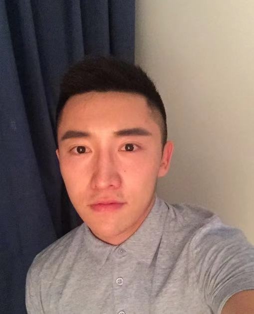 灰太狼的第一张照片--咸阳相亲服务中心