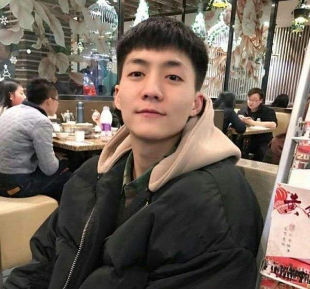 相爱的人的第一张照片--咸阳相亲服务中心