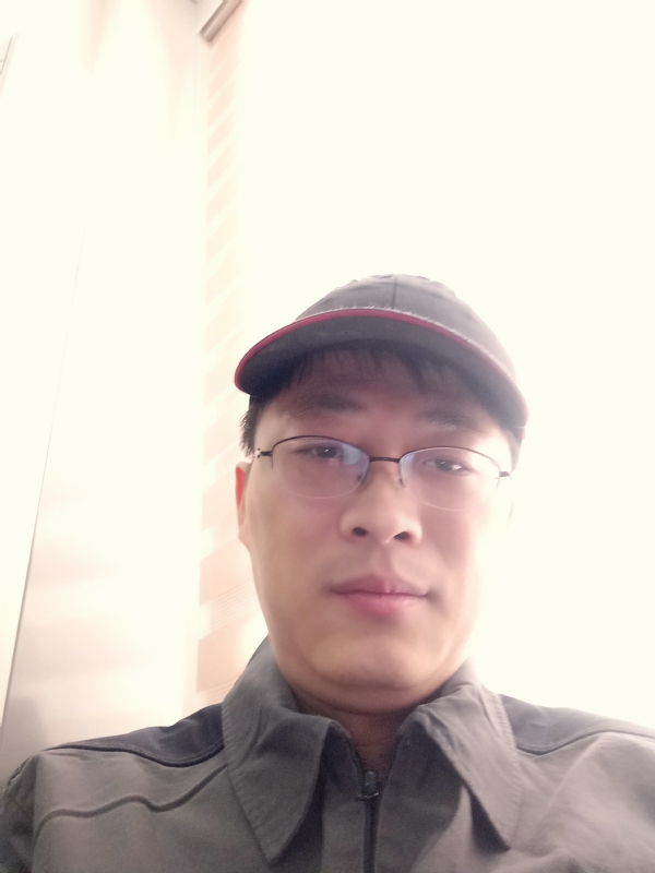 小马哥的第一张照片--咸阳相亲服务中心