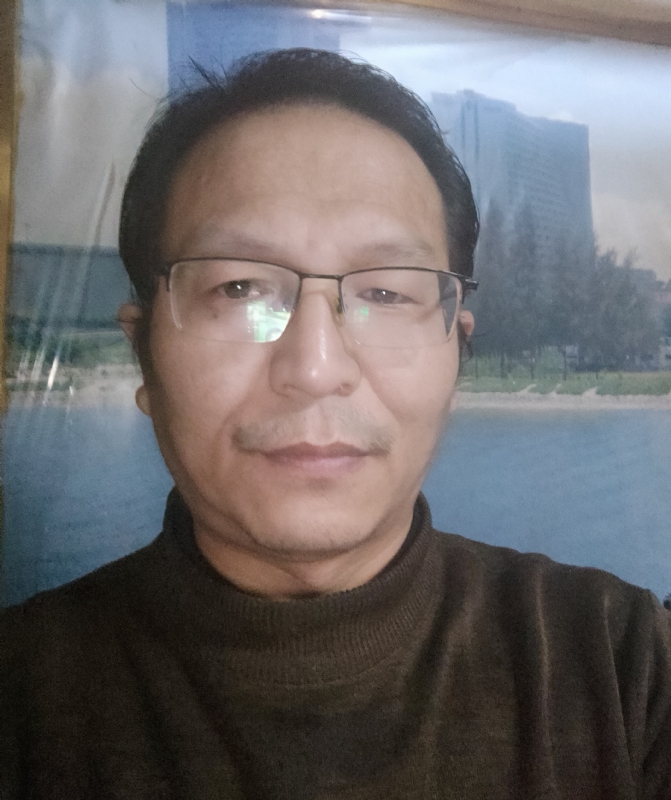 小草的第一张照片--咸阳相亲服务中心