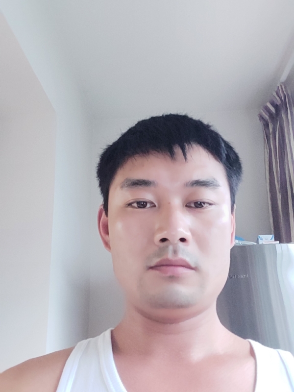 MM的第一张照片--咸阳相亲服务中心