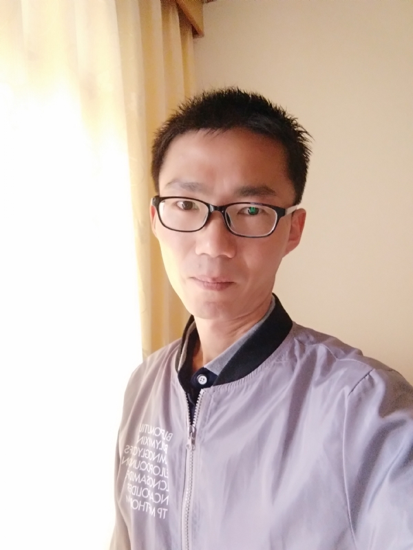 平凡的风的第二张照片--咸阳相亲服务中心