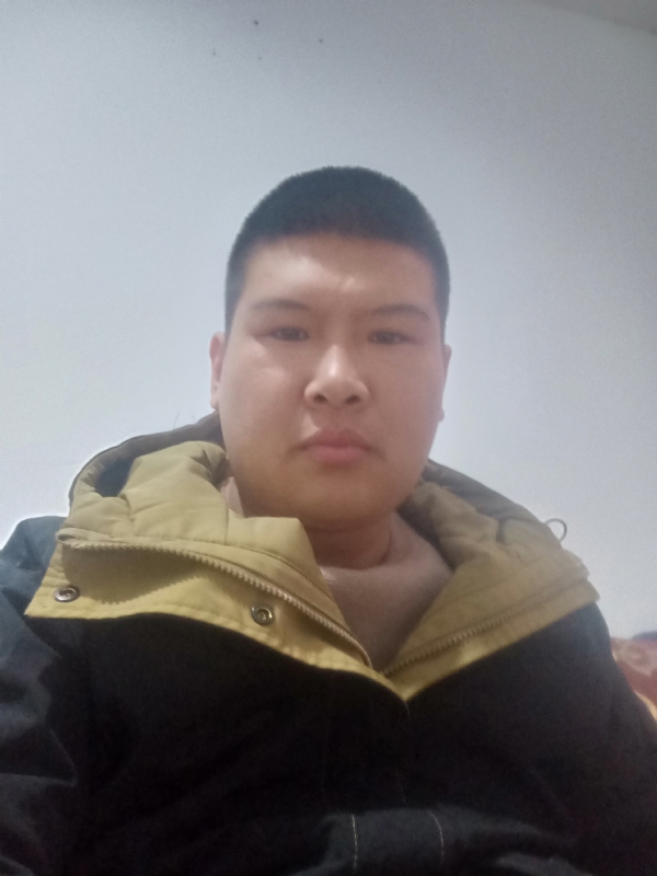 小辉辉2020的第一张照片--咸阳相亲服务中心