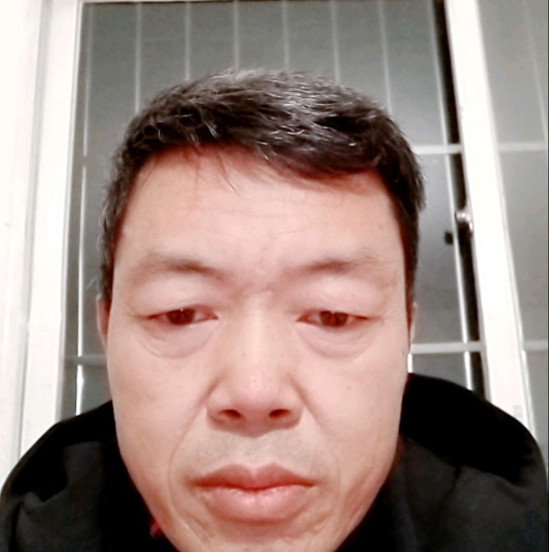 心静的第一张照片--咸阳相亲服务中心