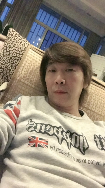 君子圣兰的第一张照片--咸阳相亲服务中心