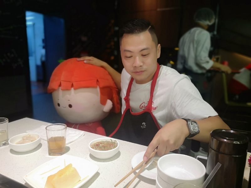 逆行的第一张照片--咸阳相亲服务中心