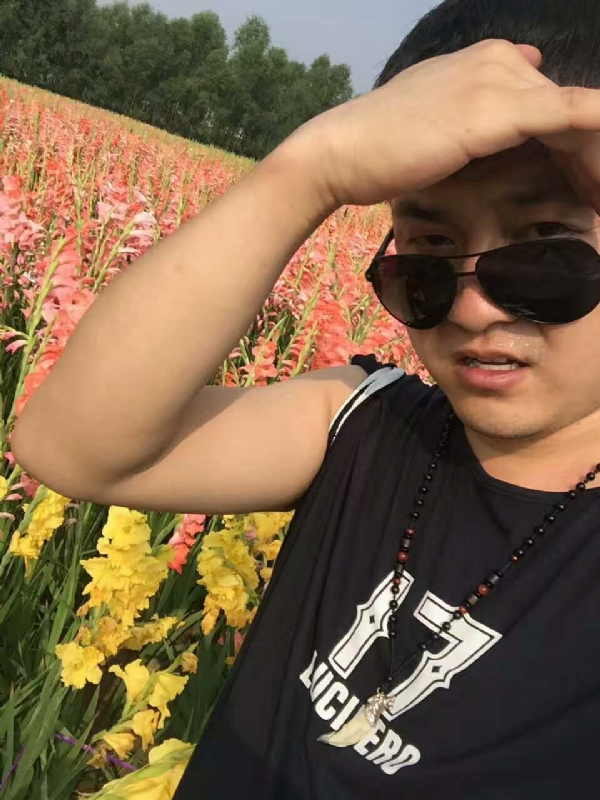 QH-蓝细胞的第一张照片--咸阳相亲服务中心