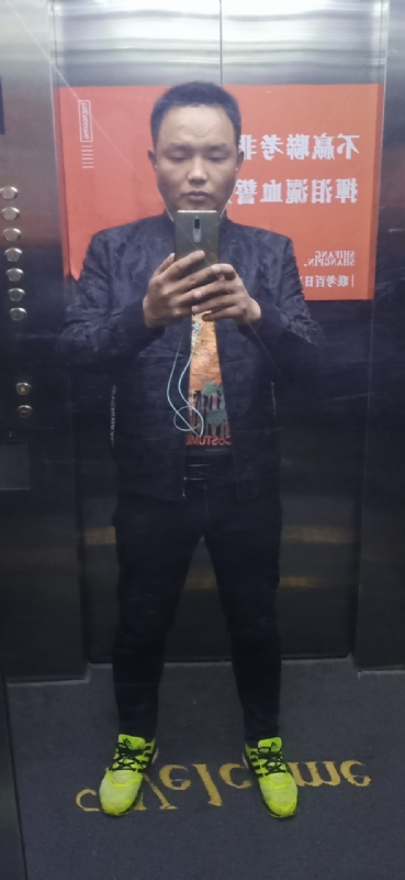 迷失自我的第一张照片--咸阳相亲服务中心