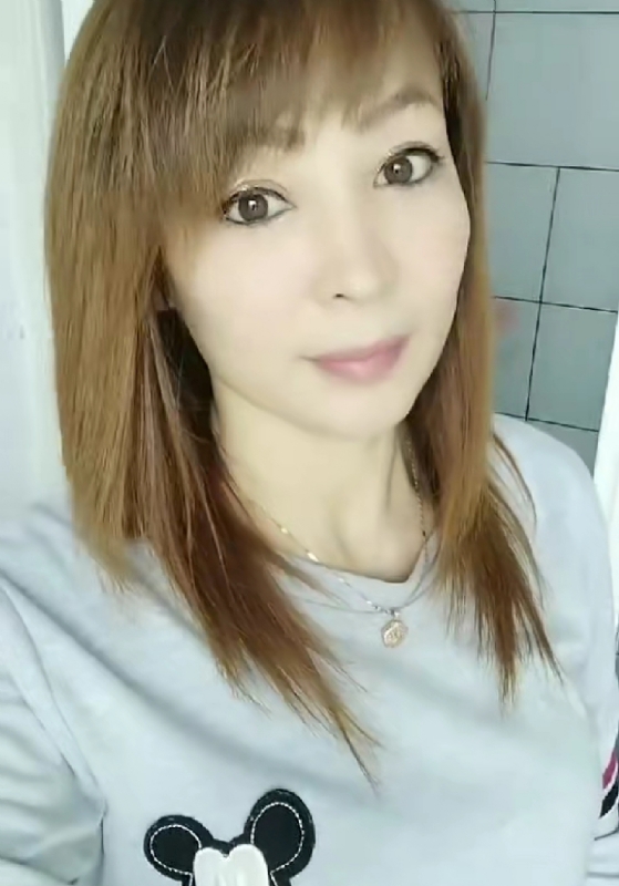 魅力白玲的第一张照片--咸阳相亲服务中心