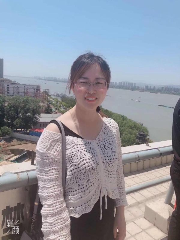 随缘的第一张照片--咸阳相亲服务中心