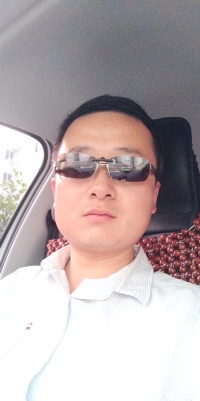 痛苦的单身狗的第一张照片--咸阳相亲服务中心
