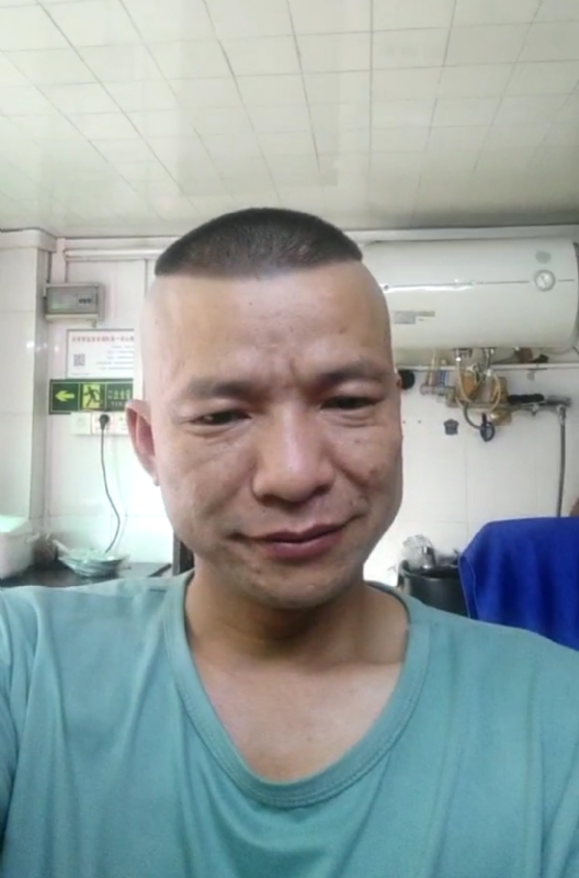 自创生涯的第一张照片--咸阳相亲服务中心