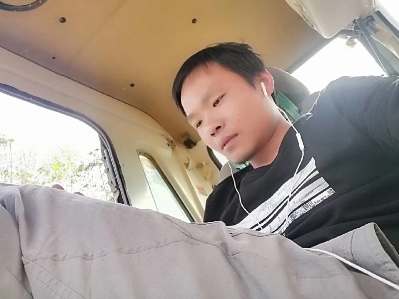 夜魇的第四张照片--咸阳相亲服务中心