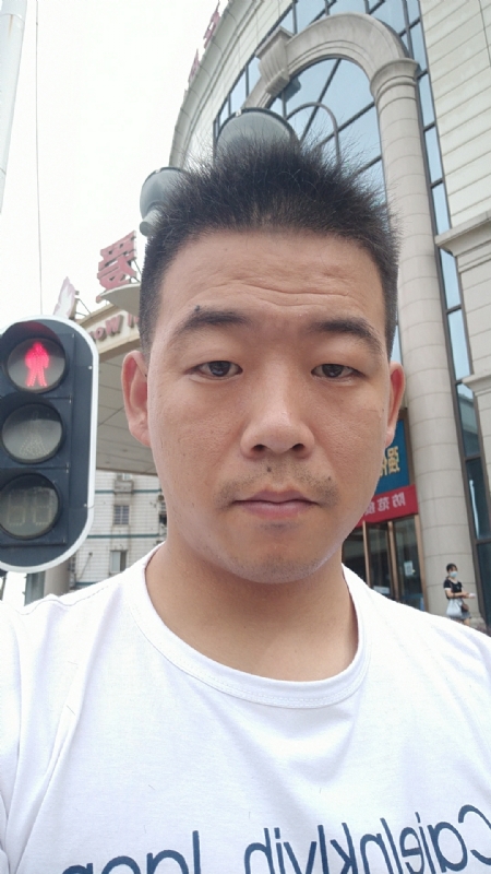 夜空的第一张照片--咸阳相亲服务中心