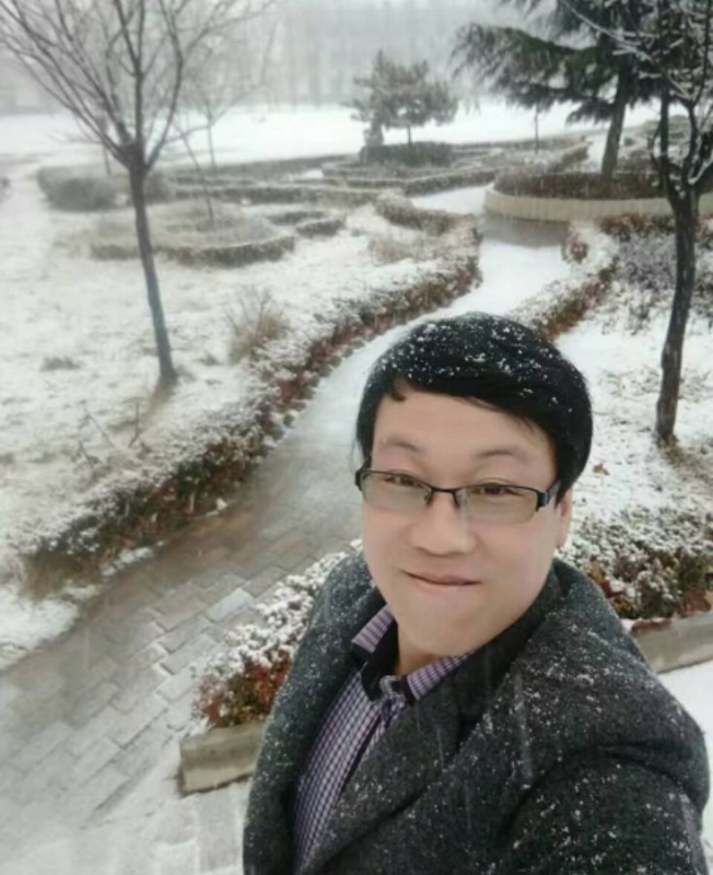 一吻天荒的第二张照片--咸阳相亲服务中心