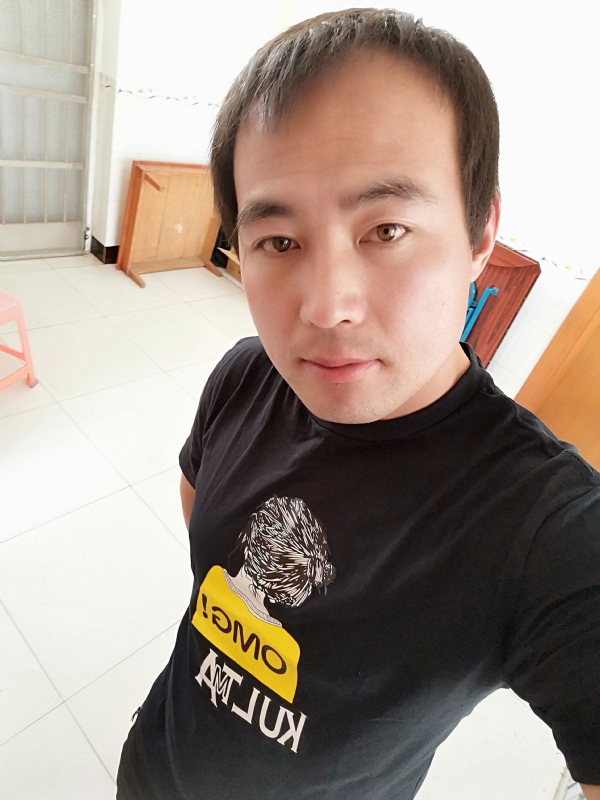 东海龙王的第二张照片--咸阳相亲服务中心