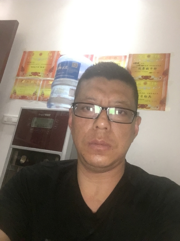 牵手的第二张照片--咸阳相亲服务中心