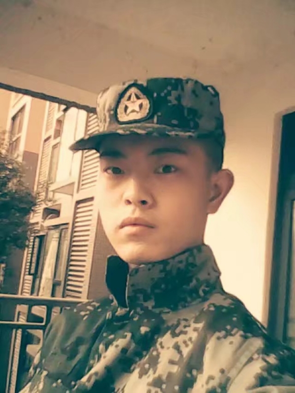 深情留给意中人aaaa的第一张照片--咸阳相亲服务中心