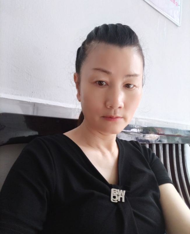 单只蝴蝶的第一张照片--咸阳相亲服务中心