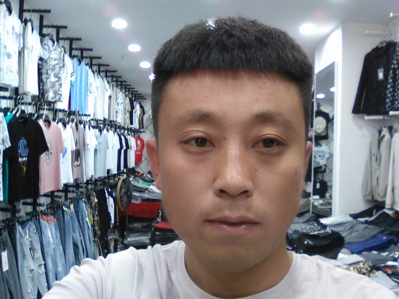 冰冷的心的第二张照片--咸阳相亲服务中心