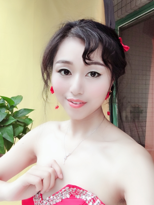 薇薇的第一张照片--咸阳相亲服务中心
