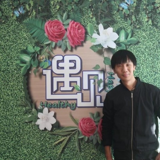 影视人~混爷张的第一张照片--咸阳相亲服务中心